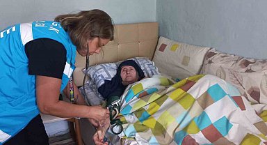 Dua aldıran uygulamada hizmet alan vatandaşlar gözyaşlarını tutamıyor