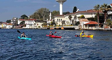 Dublin'den İstanbul'a kanoyla geldiler: Kanserli çocuklar için 7 ay süren zorlu yolculuk tamamlandı