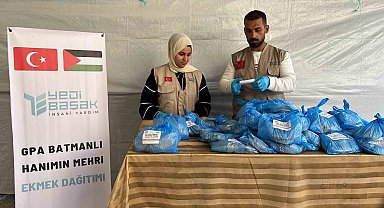 Düğününde mehir olarak verilen altınlarını Gazze'ye bağışladı