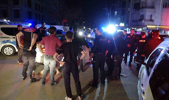 Dürümcü çalışanı ile inşaat işçilerinin kavgası kanlı bitti