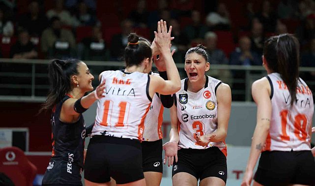 Eczacıbaşı Dynavit, ligi üçüncü sırada tamamladı