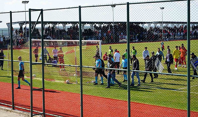 Edirnespor - Büyükçekmece Tepecikspor maçında gerginlik yaşandı