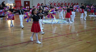 Edremit'te 23 Nisan Ulusal Egemenlik Ve Çocuk Bayramı coşkuyla kutlandı