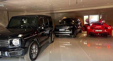 Ekrem İmamoğlu'na ait oldukları belirlenen lüks otomobiller otoparkta böyle görüntülendi