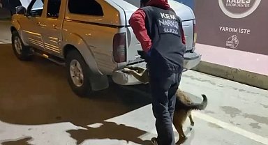 Elazığ'da aracın bagaj kapağına zulalanmış 5 kilo uyuşturucu ele geçirildi