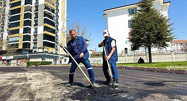 Elazığ'da asfaltlama çalışmaları sürüyor