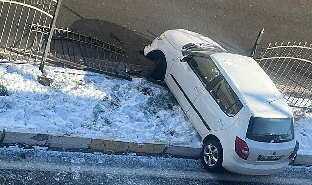 Elazığ'da gece etkili olan kar yağışı sabah kazalara neden oldu: 3 yaralı