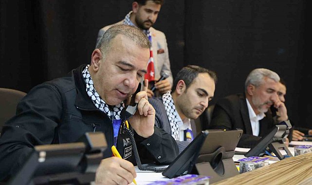 Elazığ'da "Gazze İçin El Ele" kampanyasında, SMS hariç yaklaşık 20 milyon lira bağış toplandı