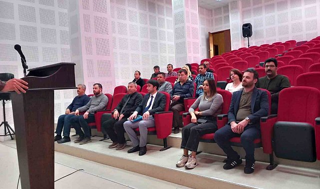 Emet MYO'da "I. Kalite Meslektaş Paylaşımları" etkinliği