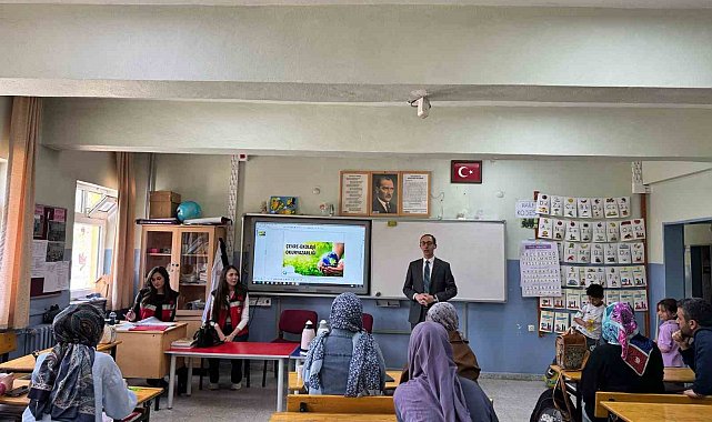 Emet'te İlçe Tarım Müdürlüğünden öğrenci velilerine eğitim