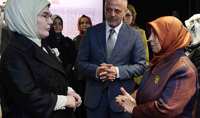 Emine Erdoğan "Saklı Kalanlar" sergisinin açılışını yaptı