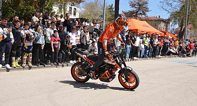 Enduro & ATV Türkiye Şampiyonası, Türkiye akrobasi şampiyonu Birkan Polat'ın muhteşem gösterisiyle başladı