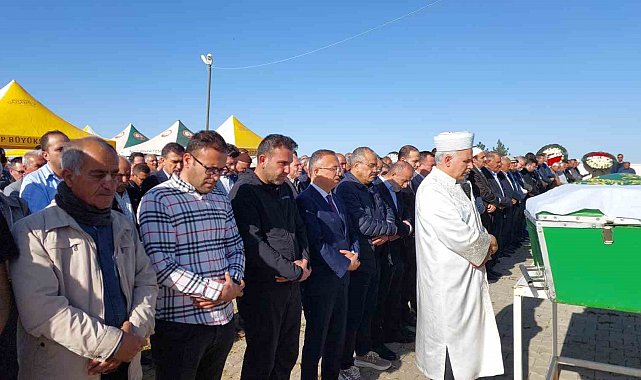 EPDK Başkanı Mustafa Yılmaz'ın annesi son yolculuğuna uğurlandı