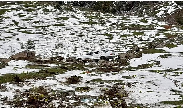 Erbaa'da otomobil 60 metreden yuvarlandı, 4 kişi yaralandı