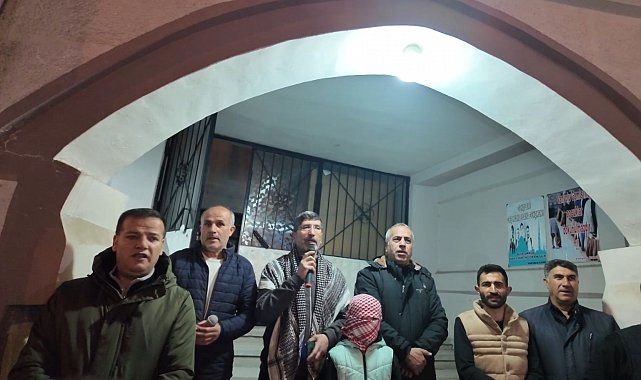 Erciş'te Gazze için destek tekbirleri getirildi