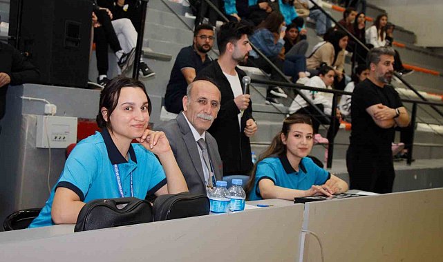 Erciş'te Yurtlig Kız Voleybol Turnuvası tamamlandı