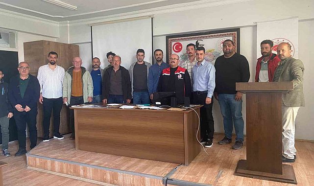 Erzincan'da feromon yayıcı kapsül dağıtıldı