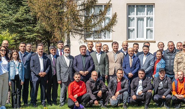 Erzincan'da "Değer Erzincan Spor Kulüpleri" toplantısı yapıldı