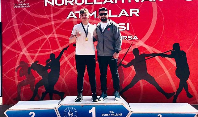 Erzincanlı sporcular cirit ve gülle atmada derece elde etti