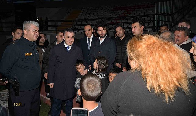 Esenyurt Belediyesi tüm ekipleriyle gece boyunca sahada olacak