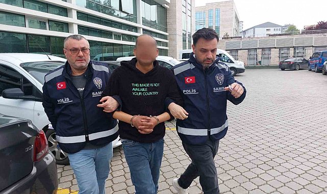 Eşini sopa ile hastanelik eden koca tutuklanıp cezaevine giderken," Bütün arkadaşlardan yardım istiyorum 'dedi