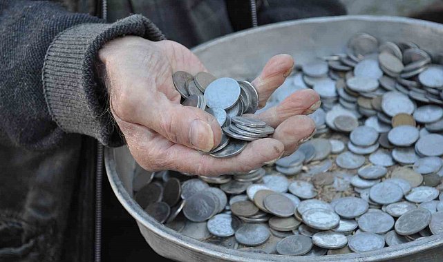 Eskiden ödeme olarak aldığı paraları günümüzde hurda olarak satıyor