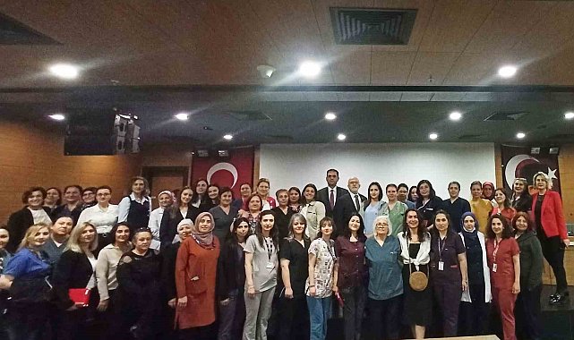 Eskişehir Şehir Hastanesi'nde Ebeler Haftası kutlama etkinliği