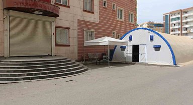 Evlat nöbetini sürdüren ailelerden çocuklarına çağrı: "Silahları bırakın gelin"