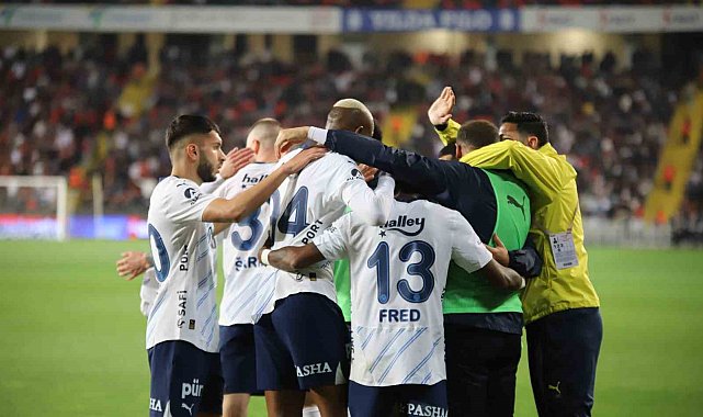 Fenerbahçe, bu sezon 6. kez geriden gelerek kazandı