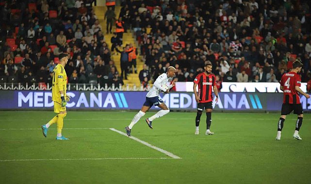 Fenerbahçe, Gaziantep FK'yı üst üste 9. kez mağlup etti