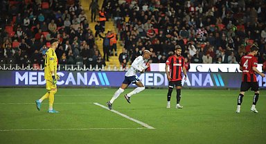 Fenerbahçe, Gaziantep FK'yı üst üste 9. kez mağlup etti