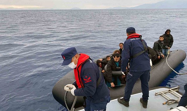 Fethiye açıklarında 19 düzensiz göçmen yakalandı