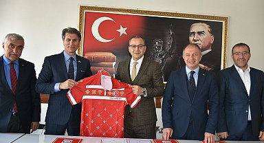 Floor curling iş birliği protokolü