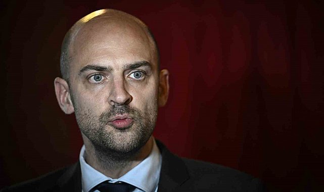 Fransa Dışişleri Bakanı Barrot, terör örgütü PKKYPG elebaşı Mazlum Abdi ile görüşecek