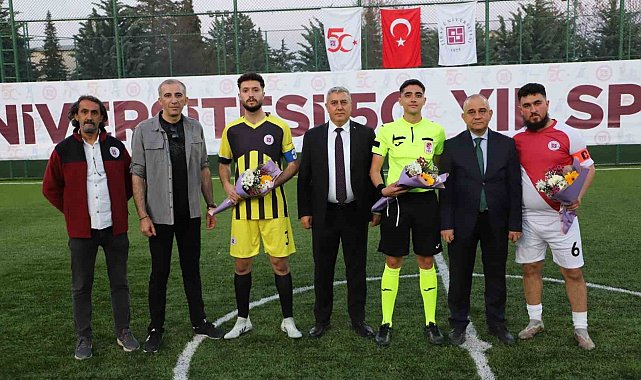FÜ'de 50. yıl spor şenlikleri başladı