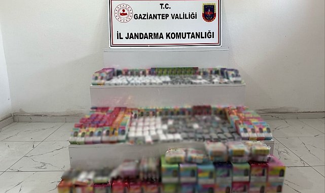 Gaziantep'te 2 milyon TL değerinde kaçak elektronik sigara ele geçirildi: 3 gözaltı