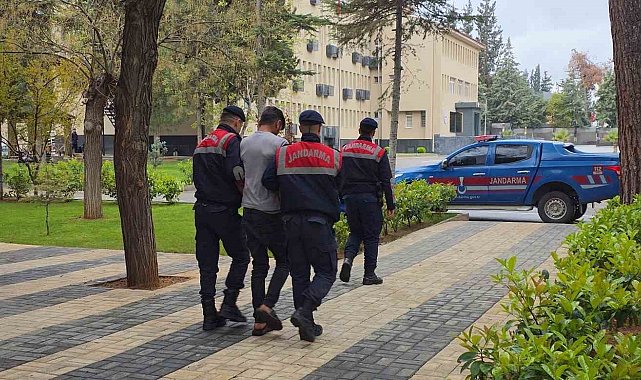 Gaziantep'te PKKKCK-PYDYPG operasyonu: 2 gözaltı