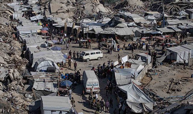 Gazze'de can kaybı 52 bin 365'e yükseldi