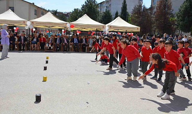 Geleneksel sokak oyunları yeniden yaşatıldı
