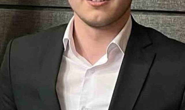 Genç işadamı evinin pencerisinden aşağıya düştü