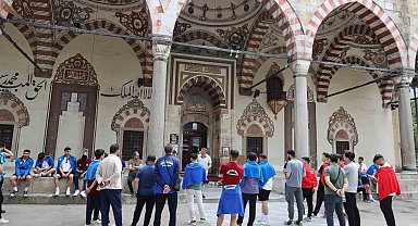 Genç voleybolcular Manisa'da buluştu