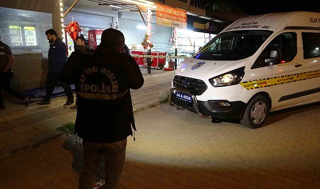 Gençlerin kavgası kanlı bitti: 1 yaralı