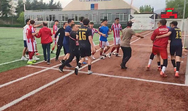 Gol sevinci ortalığı karıştırdı