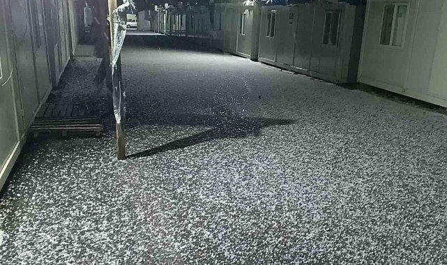 Gölbaşı ilçesinde dolu yağışı