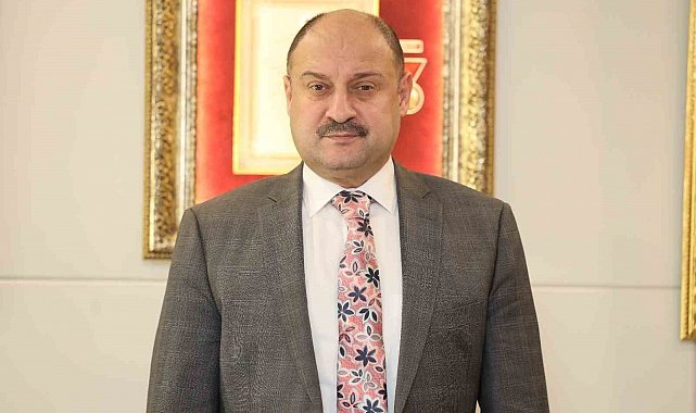 Gülpınar'a uluslararası ilişkilerde yılın üstün hizmet ödülü