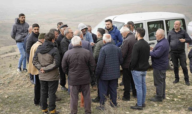 Gümüşhane'de vatandaşlar köylerine yapılması planlanan köpek barınağına tepki gösterdi