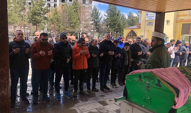 Güven Uşun'un anne acısı