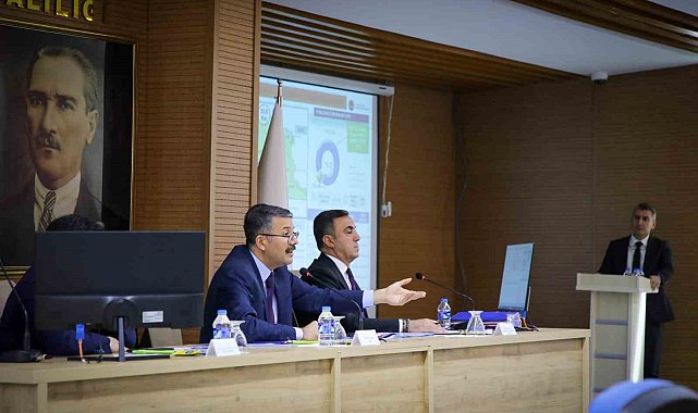 Hakkari'de 2025 Yılı 2. Dönem İl Koordinasyon Kurulu Toplantısı yapıldı