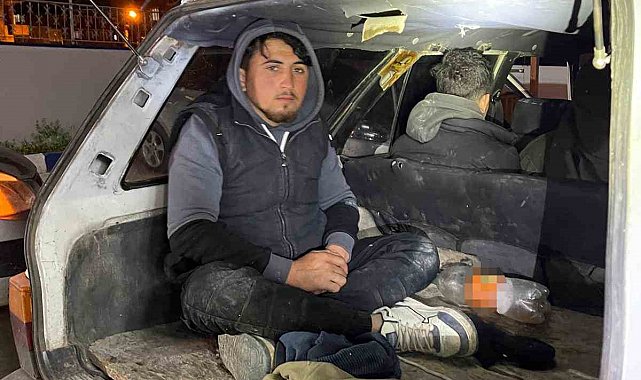 Hatay'da 21 kaçak göçmen yakalandı: 5 tutuklama