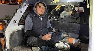 Hatay'da 21 kaçak göçmen yakalandı: 5 tutuklama